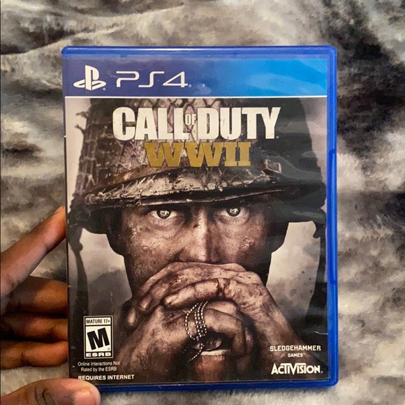 Call of Duty WW2 PS4 - Picture 1 of 3